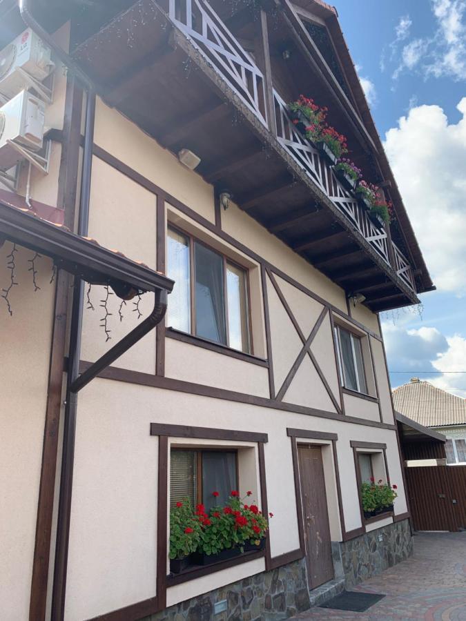 Liubava Hotel Polyana  Bagian luar foto