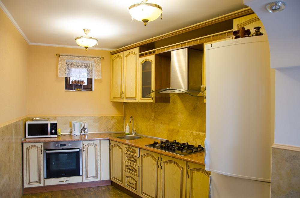 Liubava Hotel Polyana  Bagian luar foto