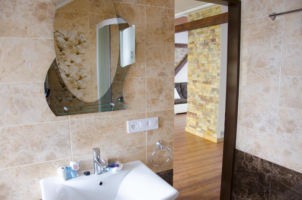 Liubava Hotel Polyana  Bagian luar foto